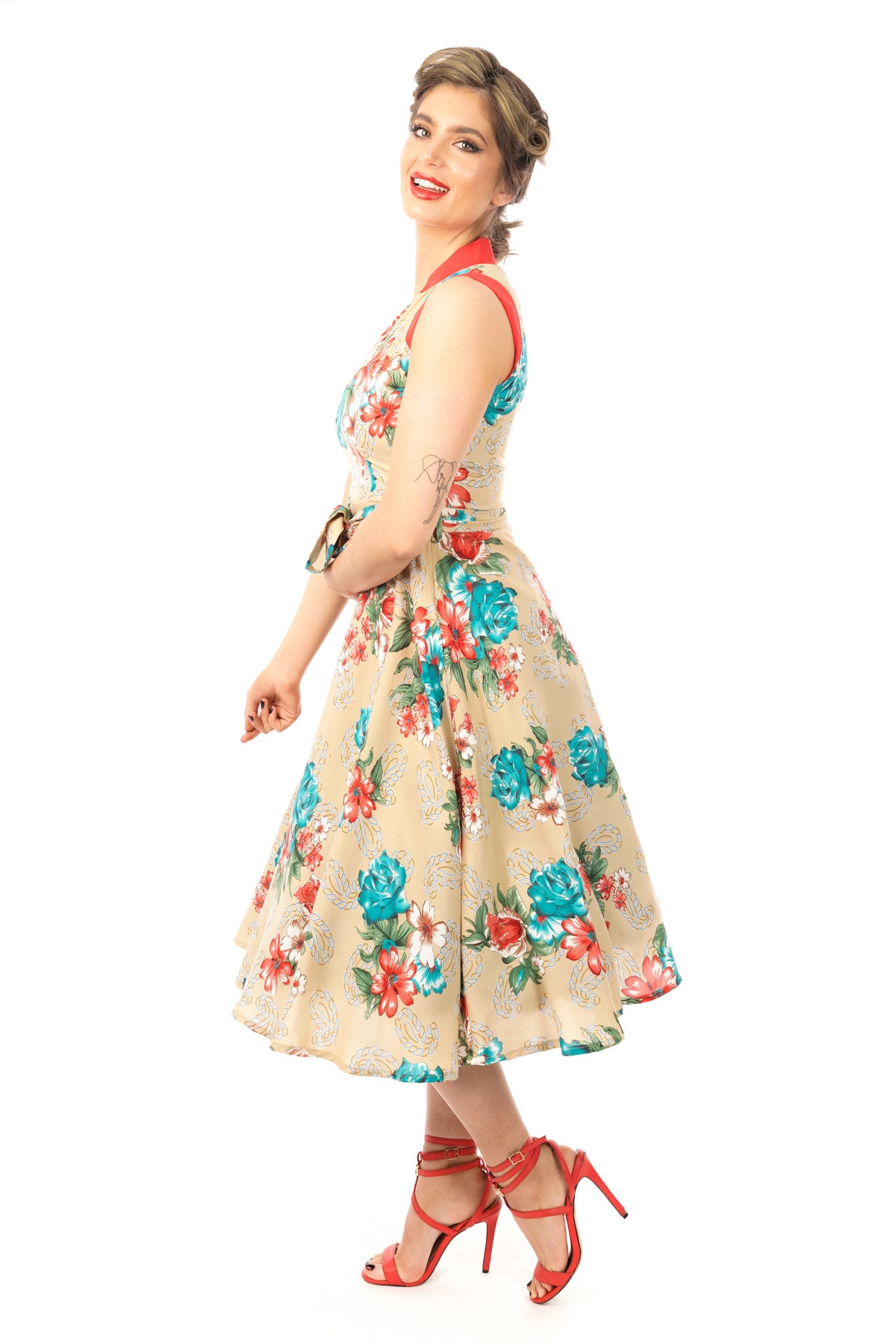 Retro Vintage inspired 1950's Midi Floral Dress In Beige - Pack of 10